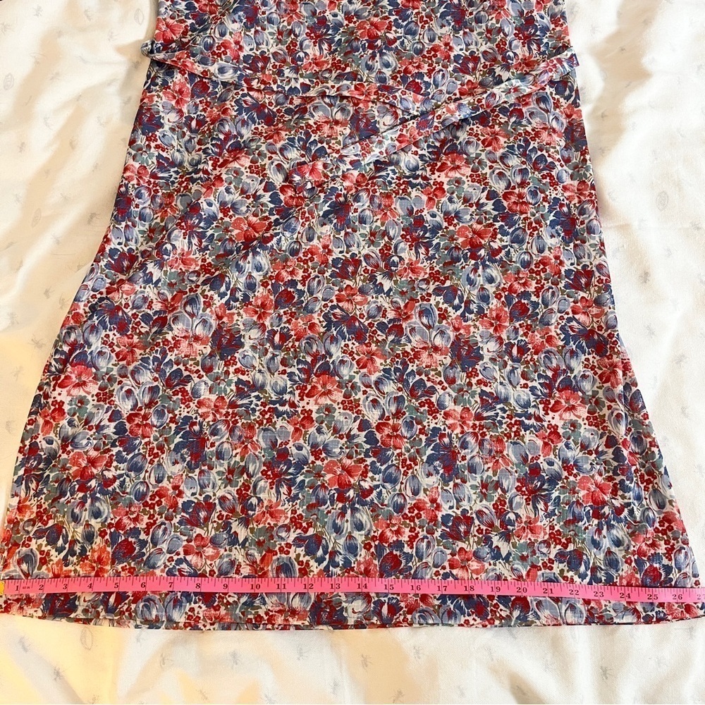 Vintage Floral Midi Dress with 3/4 Sleeves | Ruffled Collar & Waist Sash - Picture 14 of 15